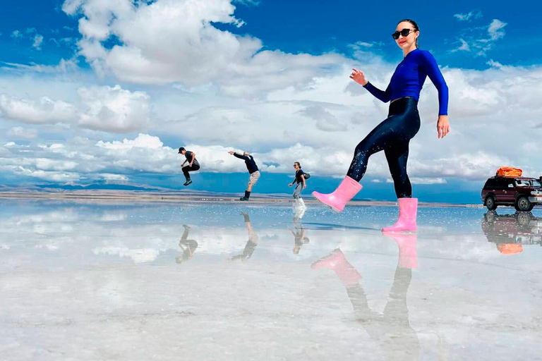 Uyuni Salt Flat Excursion: 2 days, Reflections, Tomave, Spanish Guide Uyuni Salt Flat Excursion: 2 Days, Reflections, Tomave, Spanish Guide