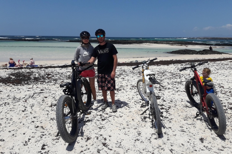 Corralejo: visite en vélo électrique de 5 heures avec randonnée à Fuerteventura