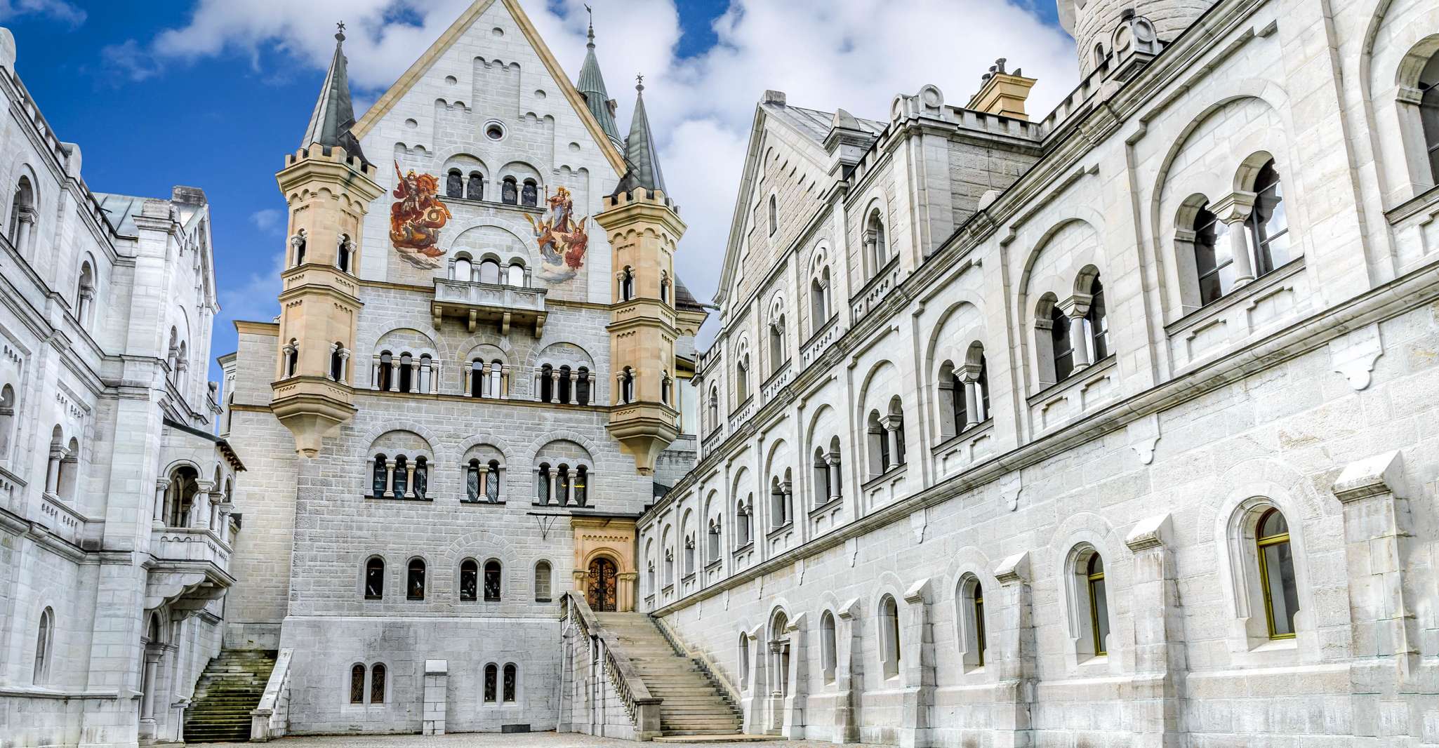 From Hohenschwangau, Tour to Neuschwanstein Castle - Housity