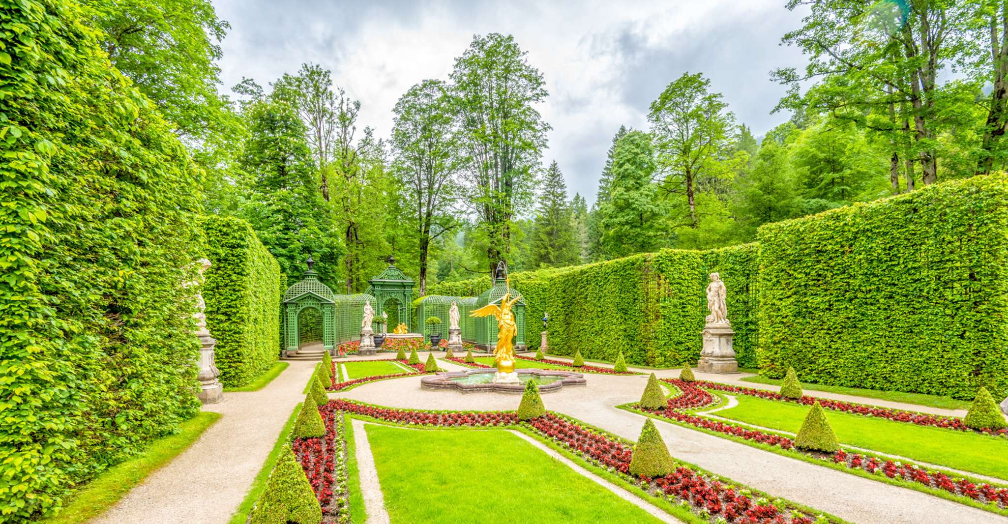 From Munich: Trip to Neuschwanstein & Linderhof in Spanish photo 12