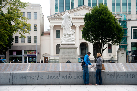 Excursión a la costa de Belfast: Excursión a la Calzada del Gigante y Belfast