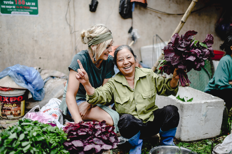 Visite de la ferme de Hanoi et cours de cuisine avec une famille locale