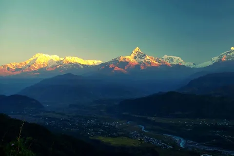 Pokhara: Full-Day Guided Sightseeing Tour