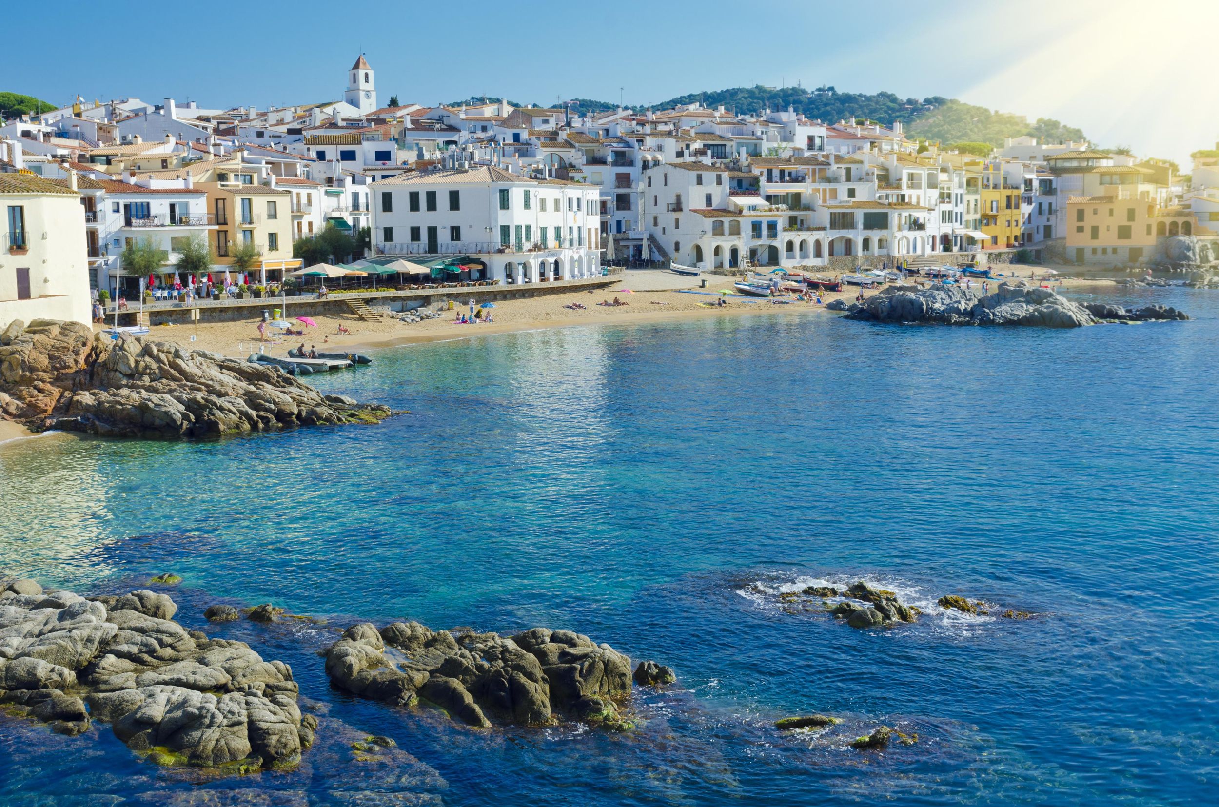 Von Girona aus: Mittelalterliche Tagestour an der Costa Brava