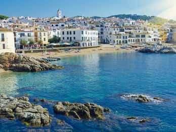 From Girona: Medieval Costa Brava Day Trip