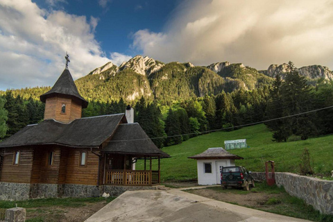 From Brașov: Piatra Craiului National Park Guided Hike