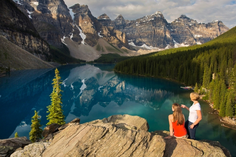 From Jasper to Banff or Lake Louise: One-Way Tour Jasper to Lake Louise: One-Way Tour