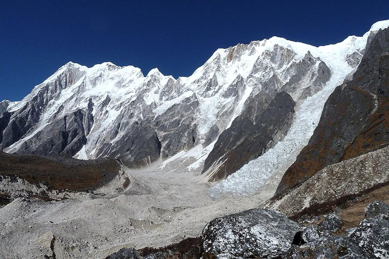 Wspinaczka na szczyt Yubra Himal