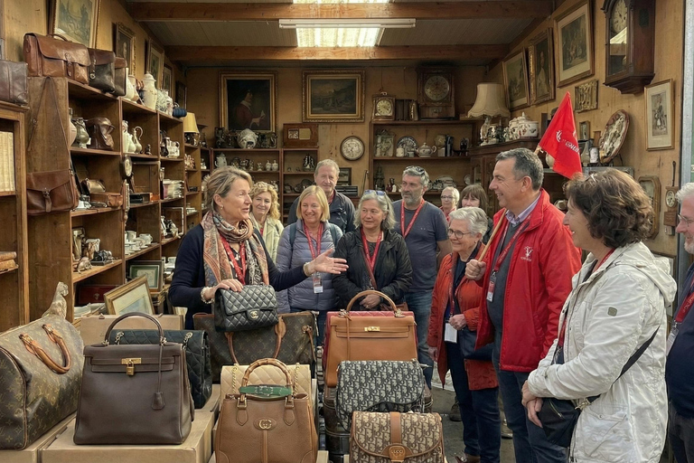 Paris: Saint Ouen Flea Market Guided Tour Standard