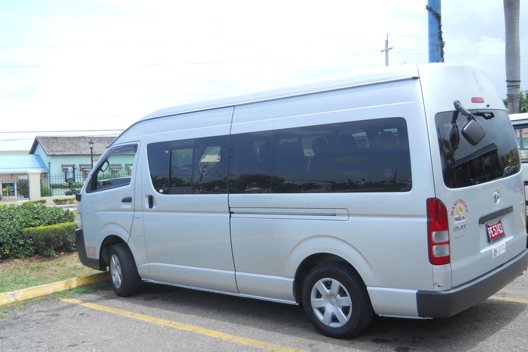 Grand Palladium Private Airport Transfer One Way Arrival