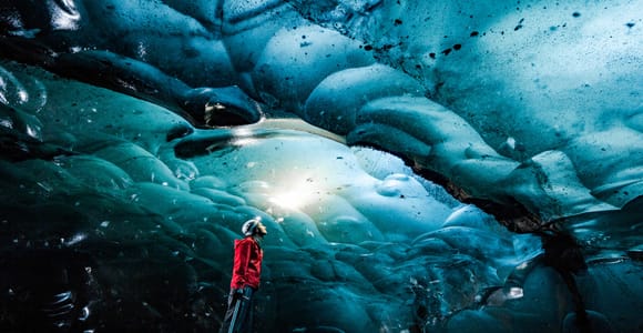 Iceland 3-Day Tour Golden Circle, Glacier Lagoon, & Ice Cave