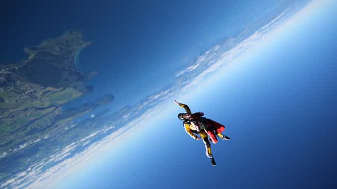 taupo 18500foot skydive experience