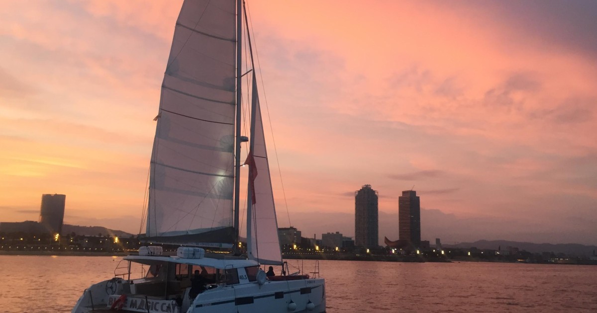 barcelona private sunset cruise
