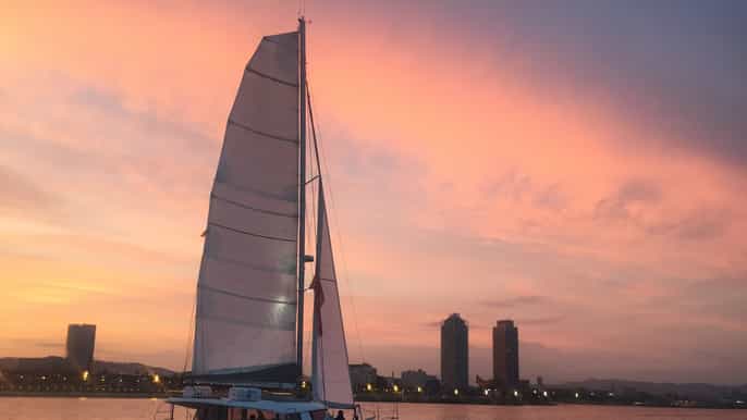 barcelona best sunset cruise