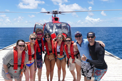 Crucero por la Gran Barrera de Coral exterior y vuelo panorámico en helicóptero