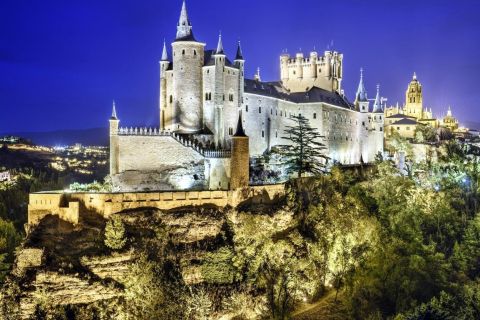 Segovia: Half-Day Trip with Guided Walking Tour from Madrid
