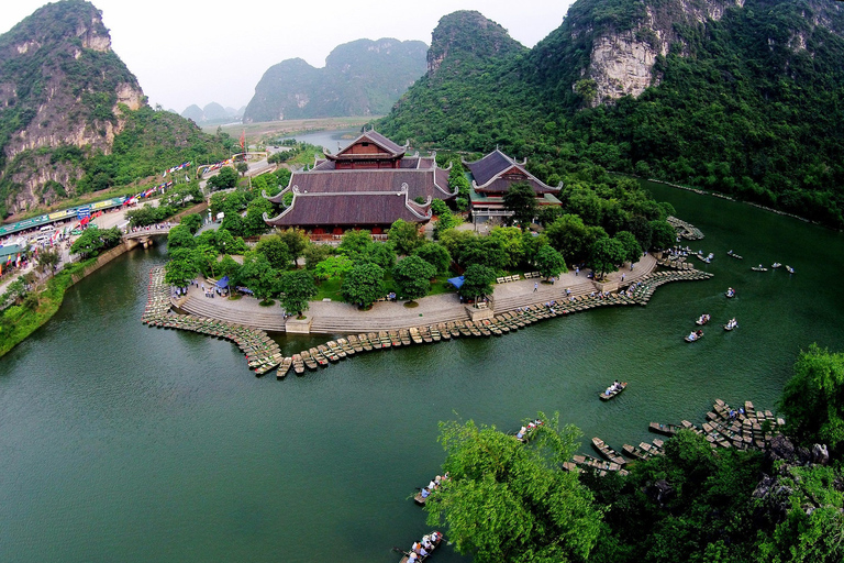 Hanoi: Hoa Lu, Mua Cave and Trang An Day Tour with Lunch