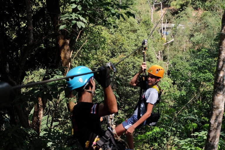 Phuket : Activité de tyrolienne dans la jungle avec VTT en optionTyrolienne uniquement (10 stations)