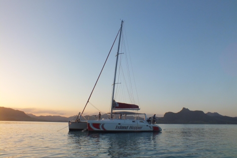 Île aux Aigrettes: Private Segeltour bei SonnenuntergangTour ab Treffpunkt