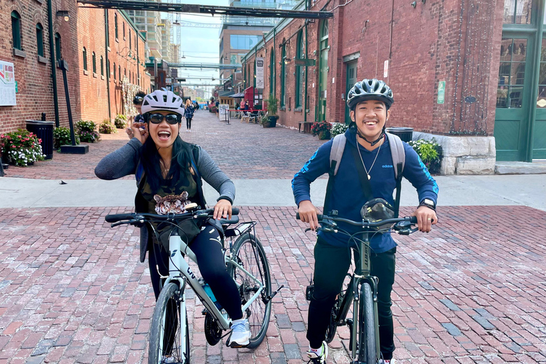 Toronto: Saturday Morning Market to Market Bicycle Tour