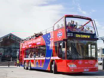 Hobart: 24-Hour Hop-on Hop-off Sightseeing Bus Ticket