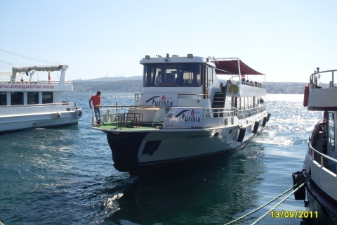 Estambul: tour en barco por el Bósforo y dos continentes con almuerzo
