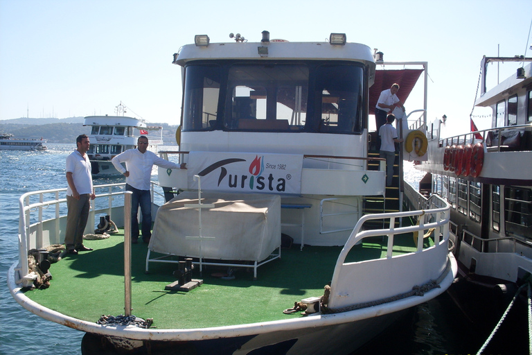 Bosporus-Kreuzfahrt und Zwei-Kontinente-Tour mit lokalem GuideBosphorus Kreuzfahrt und zwei Kontinente Tour