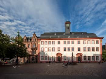 Heidelberg: Die Universität in der Altstadt Heidelberg: Die Universität in der Altstadt