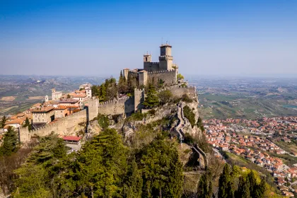 San Marino: Private Stadtrundfahrt + Wonder Welcome KIT