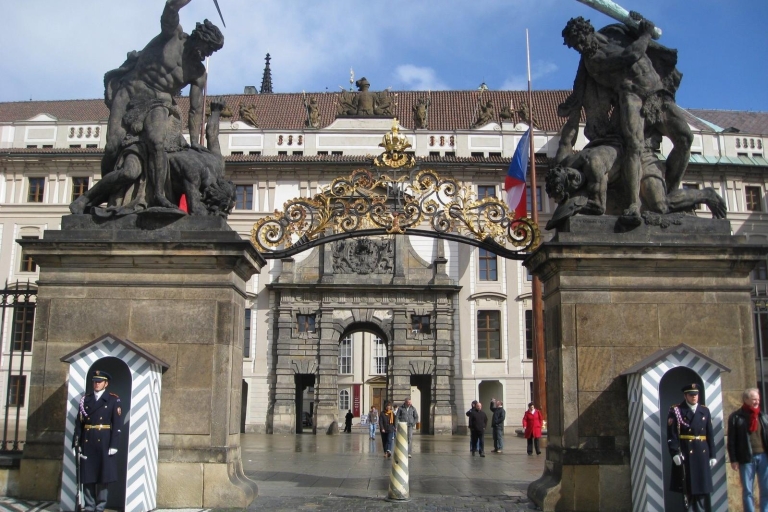 Visite privée d'une journée complète à travers Prague