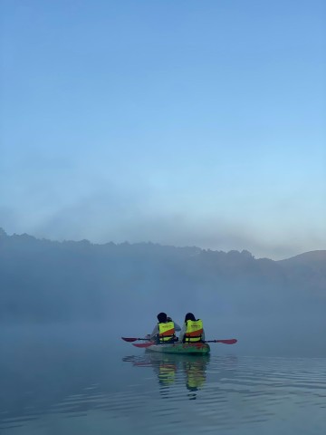 Visit Da Lat Tuyen Lam Lake Kayak or SUP Tour in Da Lat