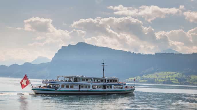 lucerna city tour con cruceros y quesos todo lo que puedas comer