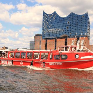 Hamborg: 1-dags hop-on hop-off-bådtur med livekommentarer