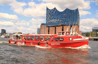 Hamburg: Hafenrundfahrt 90-Min Hop-on Hop-off de/eng Guide