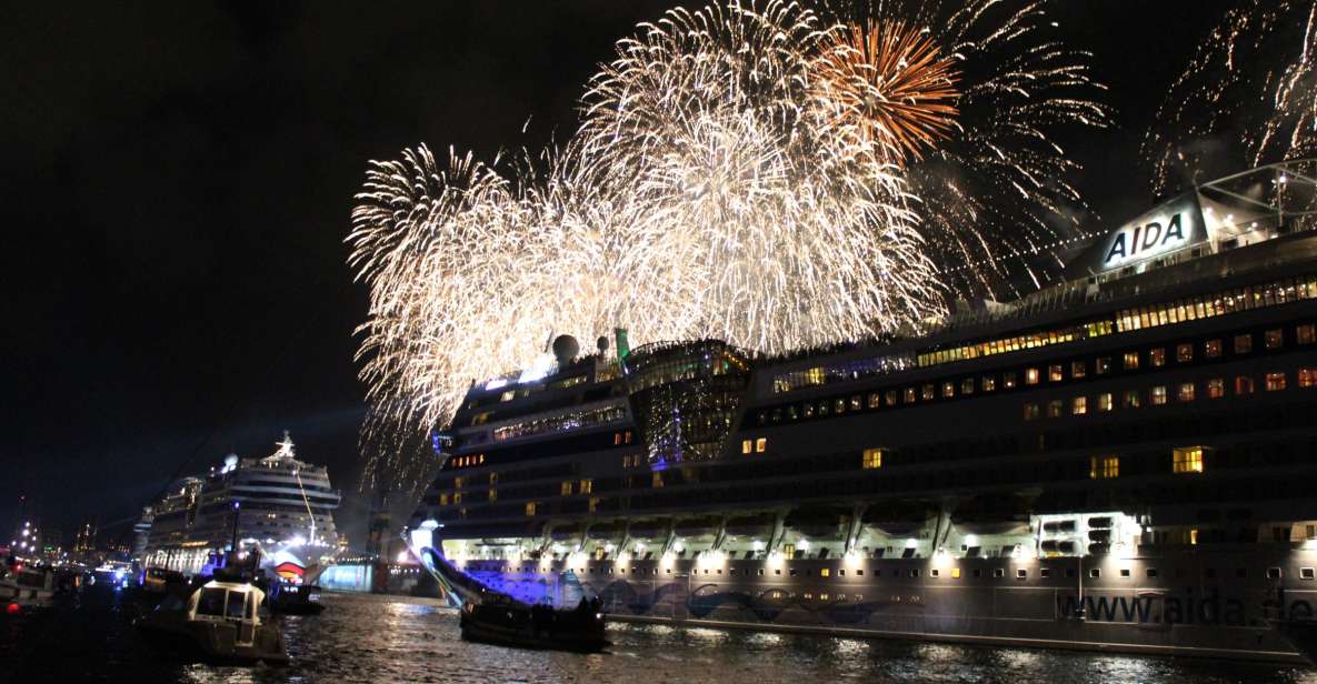Hamburg Harbor: Evening City Lights Barge Cruise