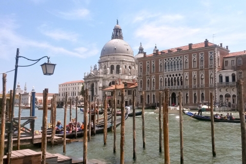 Venetië: 1 uur gondeltocht op het Canal Grande met gidsRondleiding in het Engels