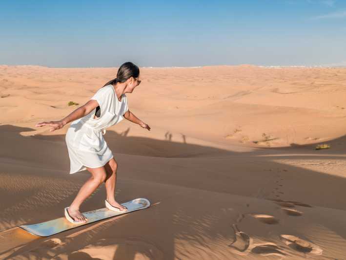 Dubaj: rajd po wydmach, przejażdżka, sandboarding i grill