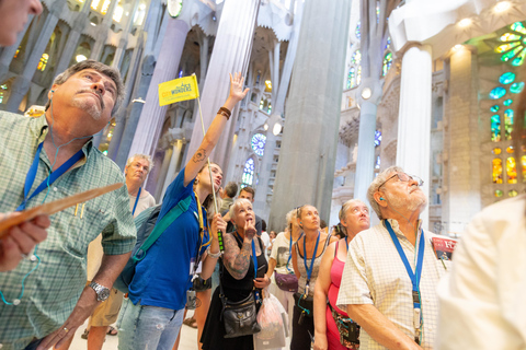 Barcelona: Sagrada Familia Tour met optie voor toegang tot de torenRondleiding zonder toegang tot de toren