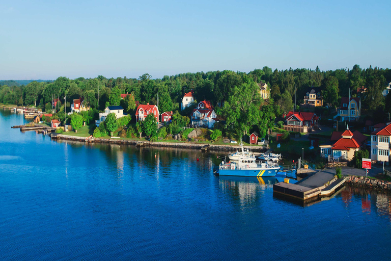 Båtkryssning i Stockholms skärgård, stadsvandring i Gamla Stan