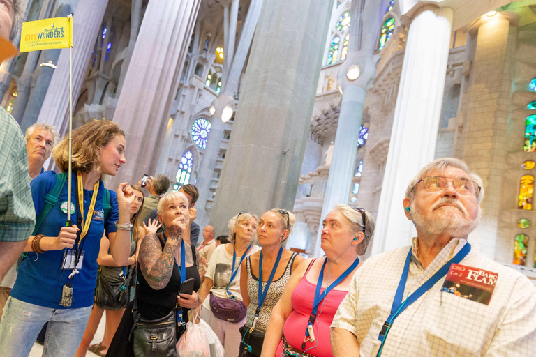 Barcelona: Sagrada Familia and Park Guell Combo Guided Tour Sagrada Família followed by Park Güell