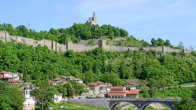 sofia veliko tarnovo and arbanasi day trip