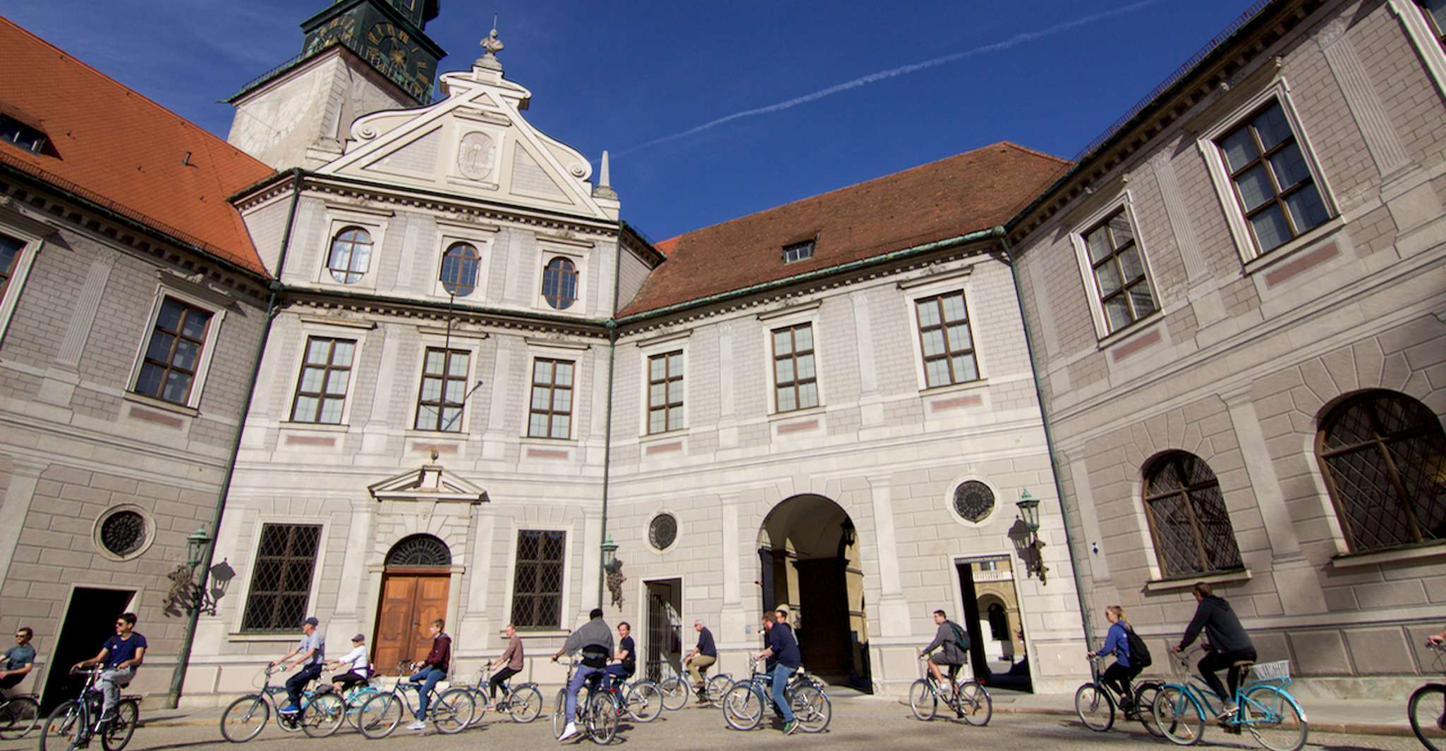 Munich, Guided City Tour by Bike - Housity