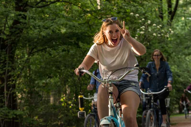 Múnich: Tour guiado por la ciudad en bicicleta