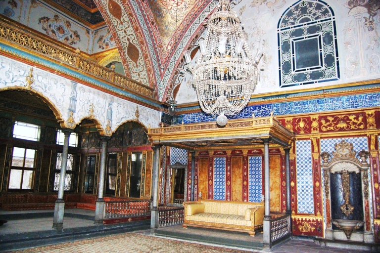 Istanbul: Top Attractions Tour with Skip-the-line Tickets Istanbul Top Attractions Private Tour - German