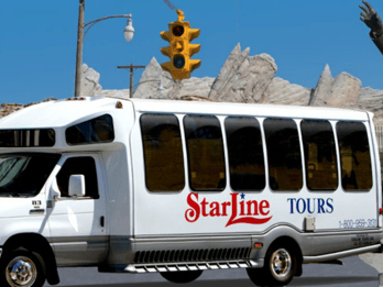 Disneyland Kalifornien: Täglicher Hin- und Rücktransfer. Foto: GetYourGuide Disneyland Kalifornien: Täglicher Hin- und Rücktransfer. Foto: GetYourGuide