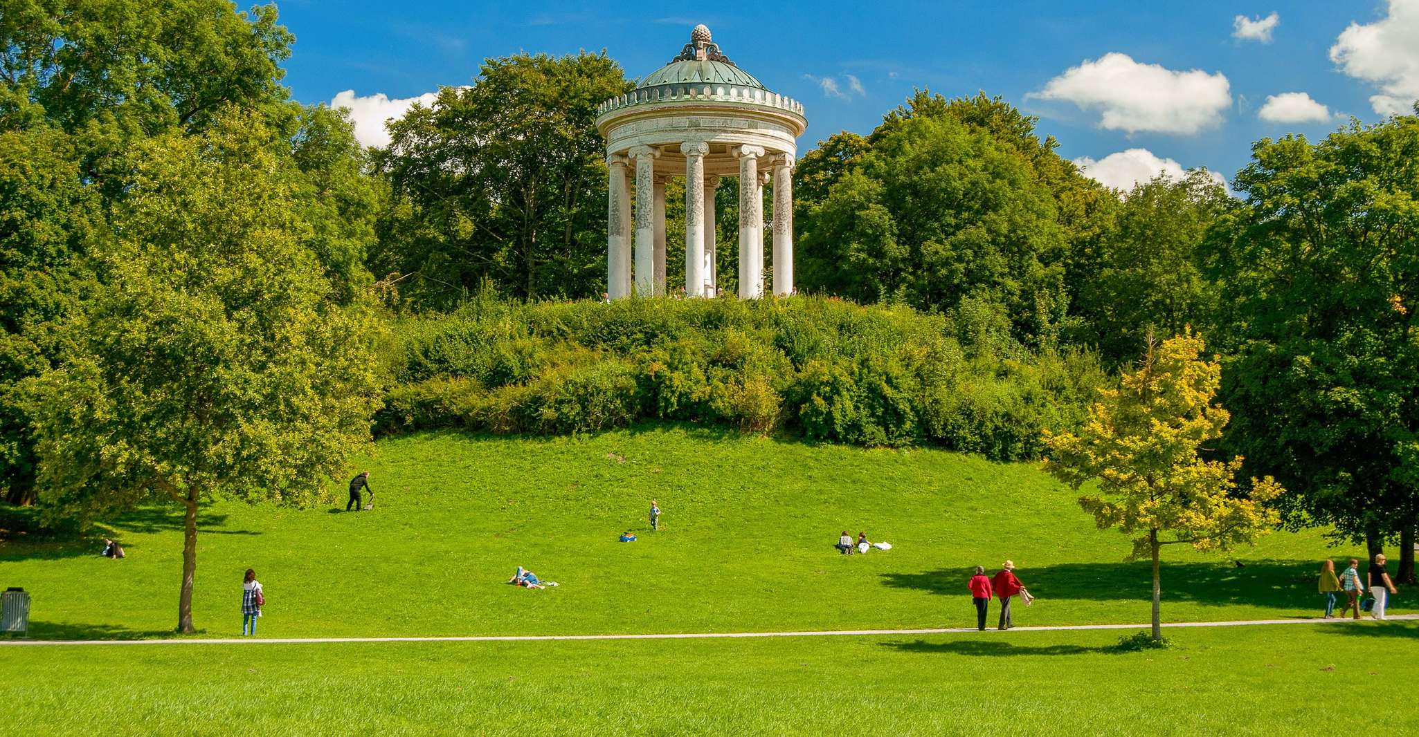 Munich: Old Town Walking Tour photo 4