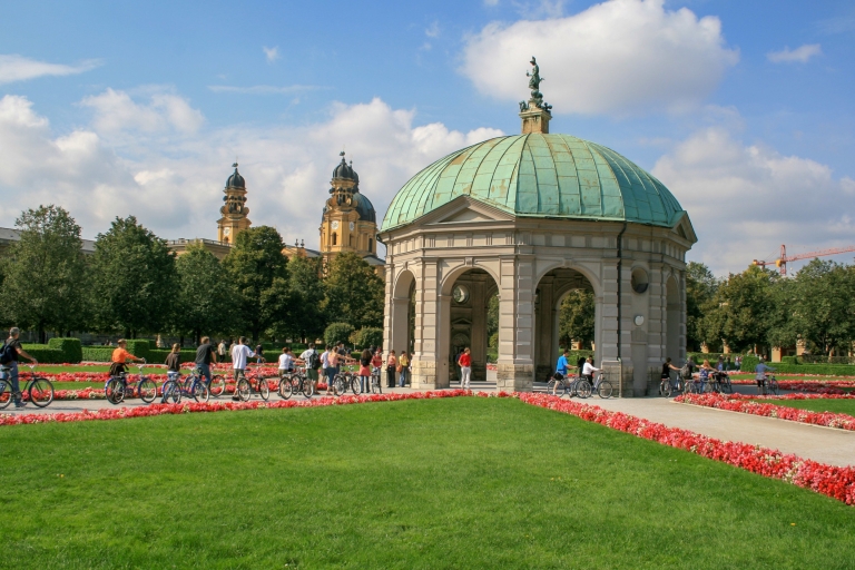 Stadswandeling door München en Engelse tuin in het EngelsPrivérondleiding in het Engels