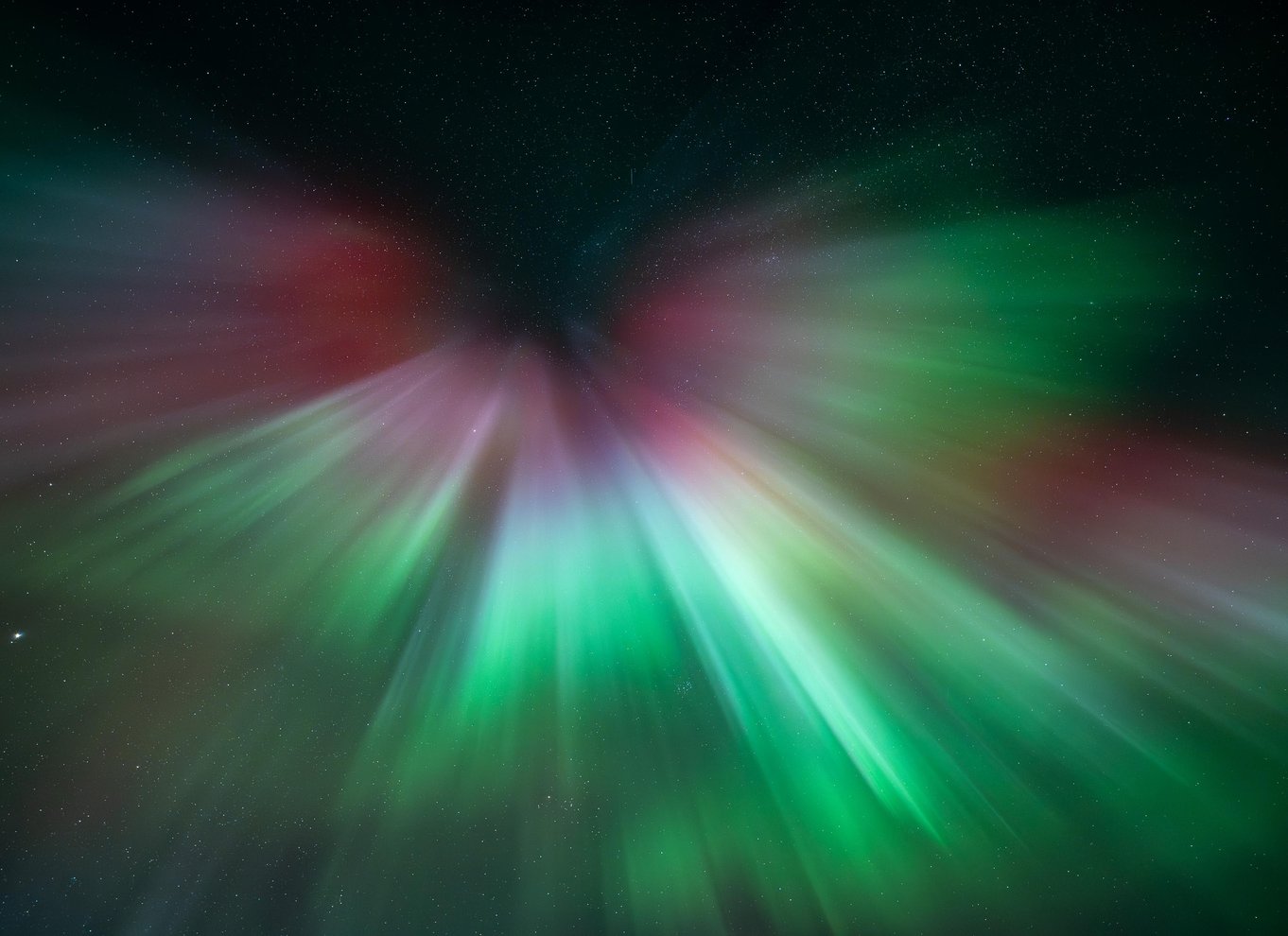 Tromsø: Nordlys i minibus med gratis fotos og et varmt måltid
