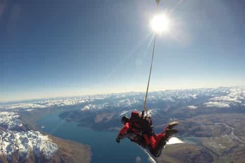Queenstown: 9,000 Feet Tandem Skydive Over Lake Wakatipu