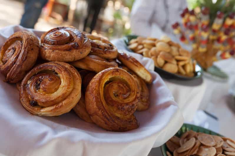 シェムリアップ アンコールワットの日の出 シャンパンと朝食 Getyourguide